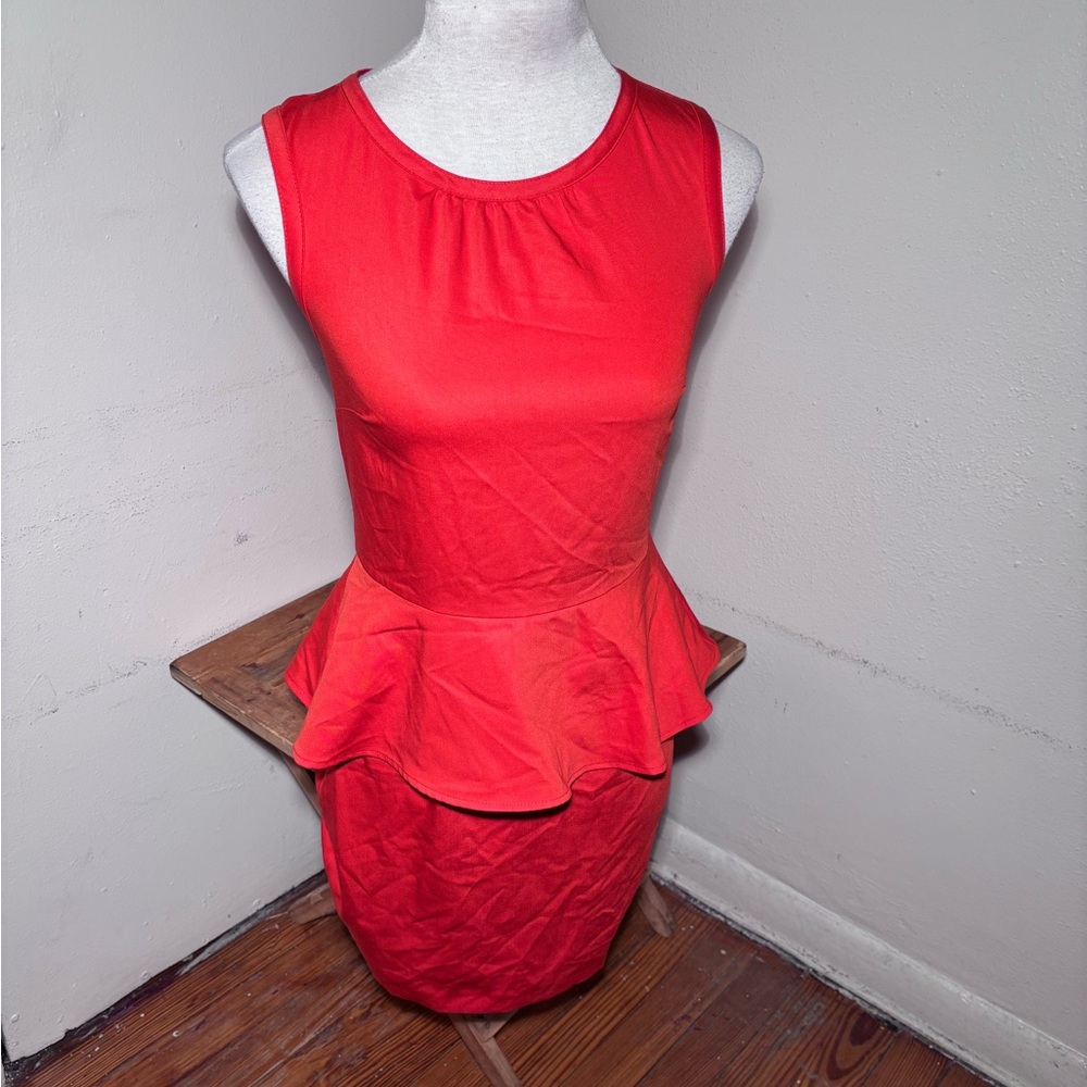 H&M Ruffle Sheath Dress - Picture 5 of 9
